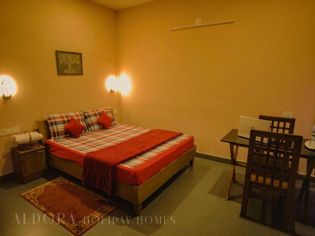 Aldora Holiday Homes Витири Екстериор снимка
