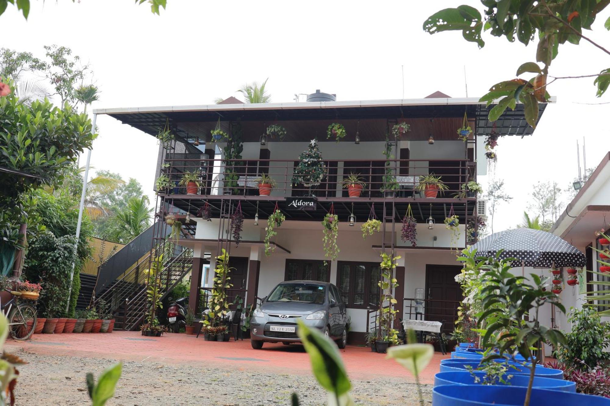 Aldora Holiday Homes Витири Екстериор снимка